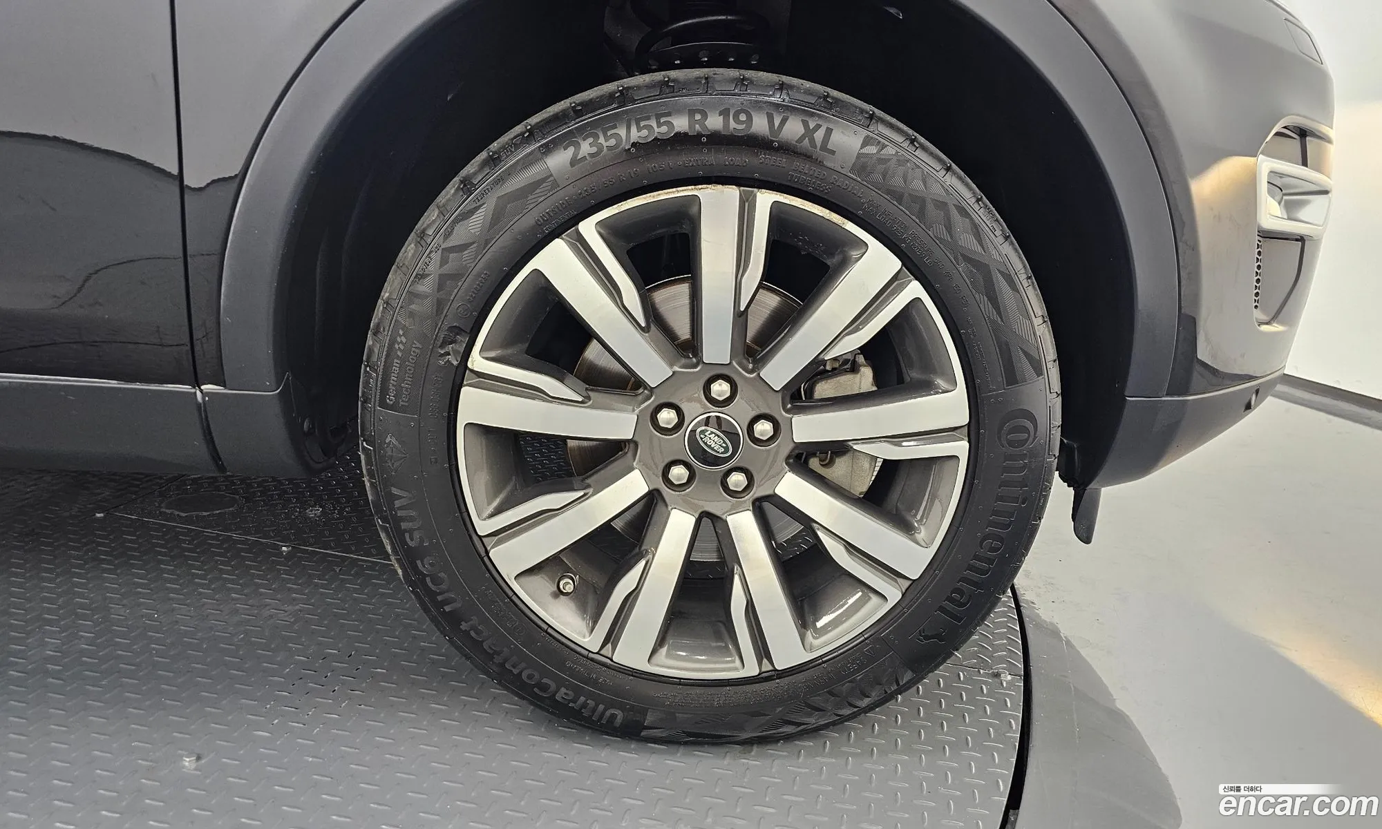 Land Rover Discovery Sports 20 Td4 Hse Luxury - фотография 7137297