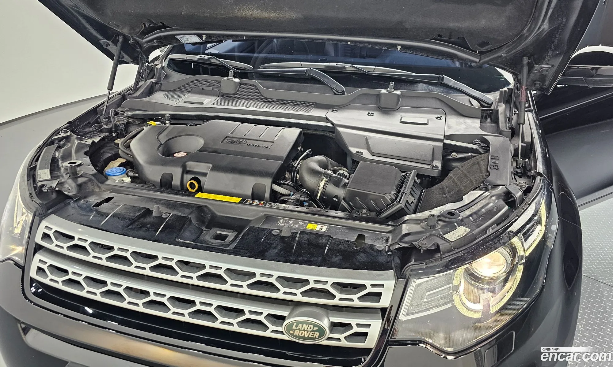 Land Rover Discovery Sports 20 Td4 Hse Luxury - фотография 7137298