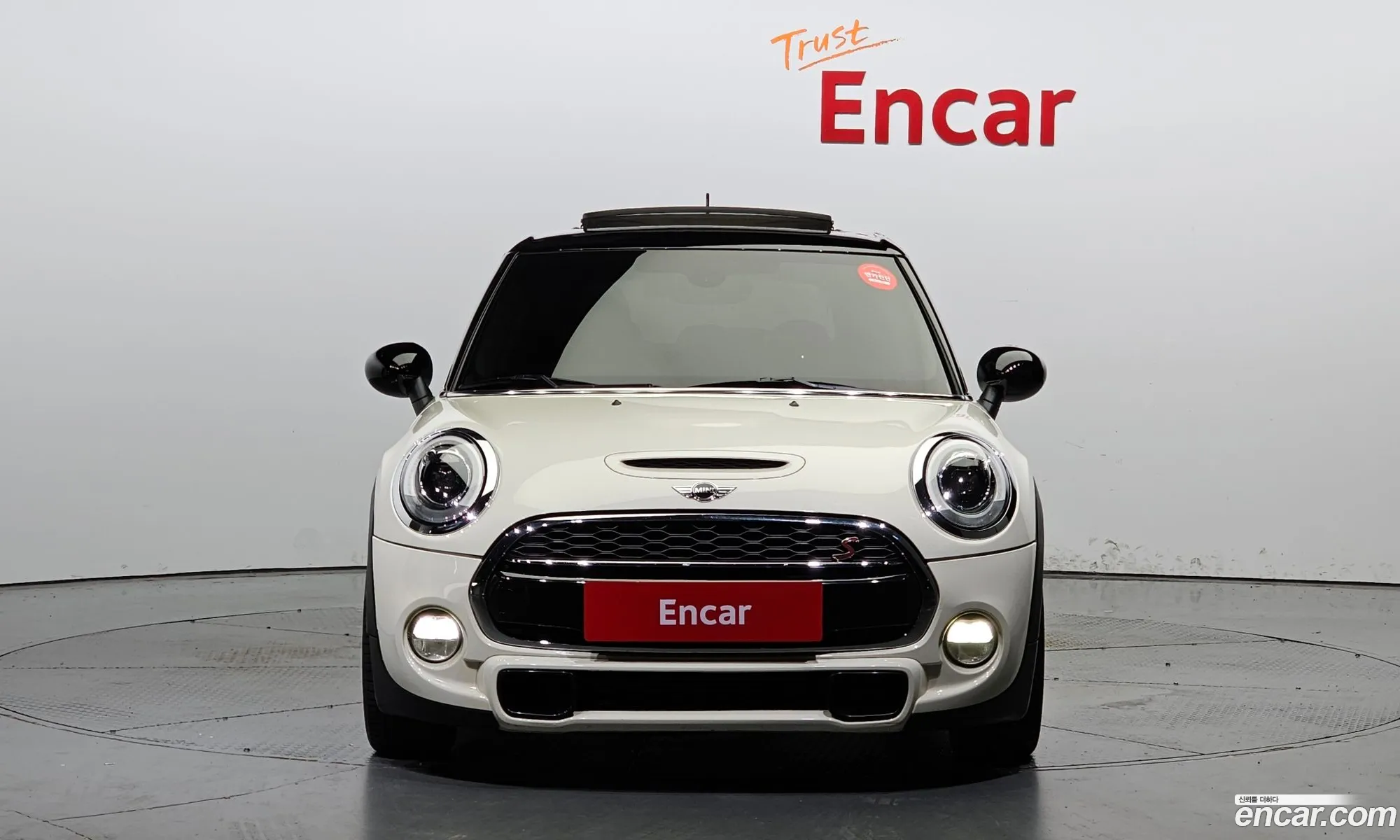 Mini Cooper S 5-Door Basic Model 3Rd Generation - фотография 908365