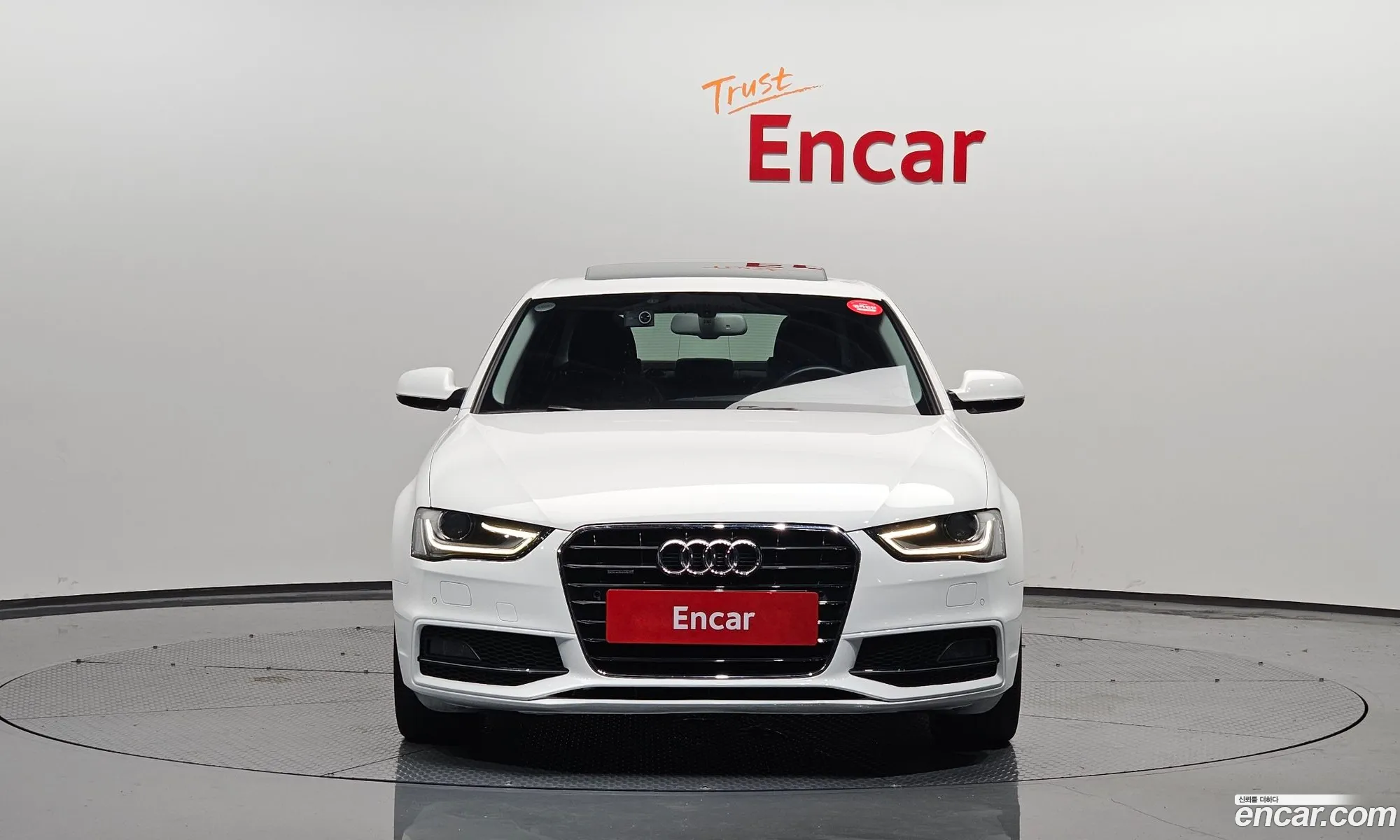 Audi New A4 20 Tfsi Quattro B8 - фотография 412922