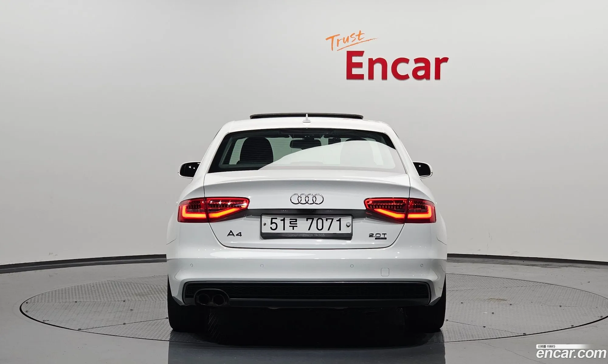 Audi New A4 20 Tfsi Quattro B8 - фотография 412923