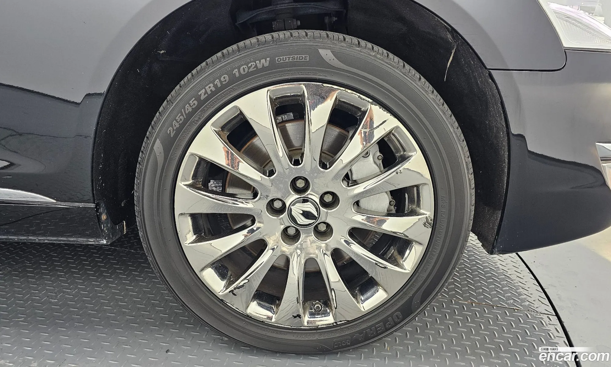 Kg Mobility Ssangyong New Chairman W Cw700 4Tronic Prestige - фотография 8186138