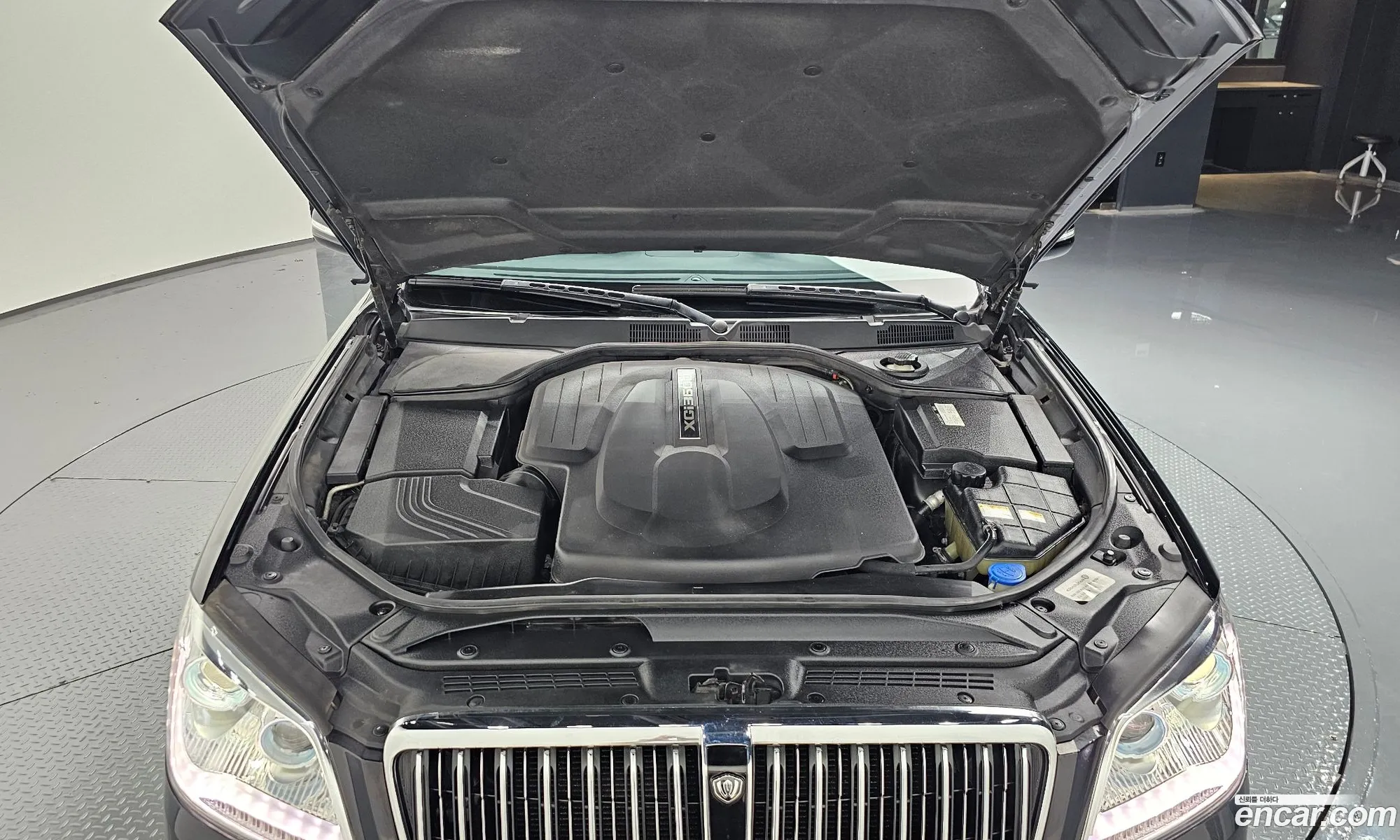 Kg Mobility Ssangyong New Chairman W Cw700 4Tronic Prestige - фотография 8186139