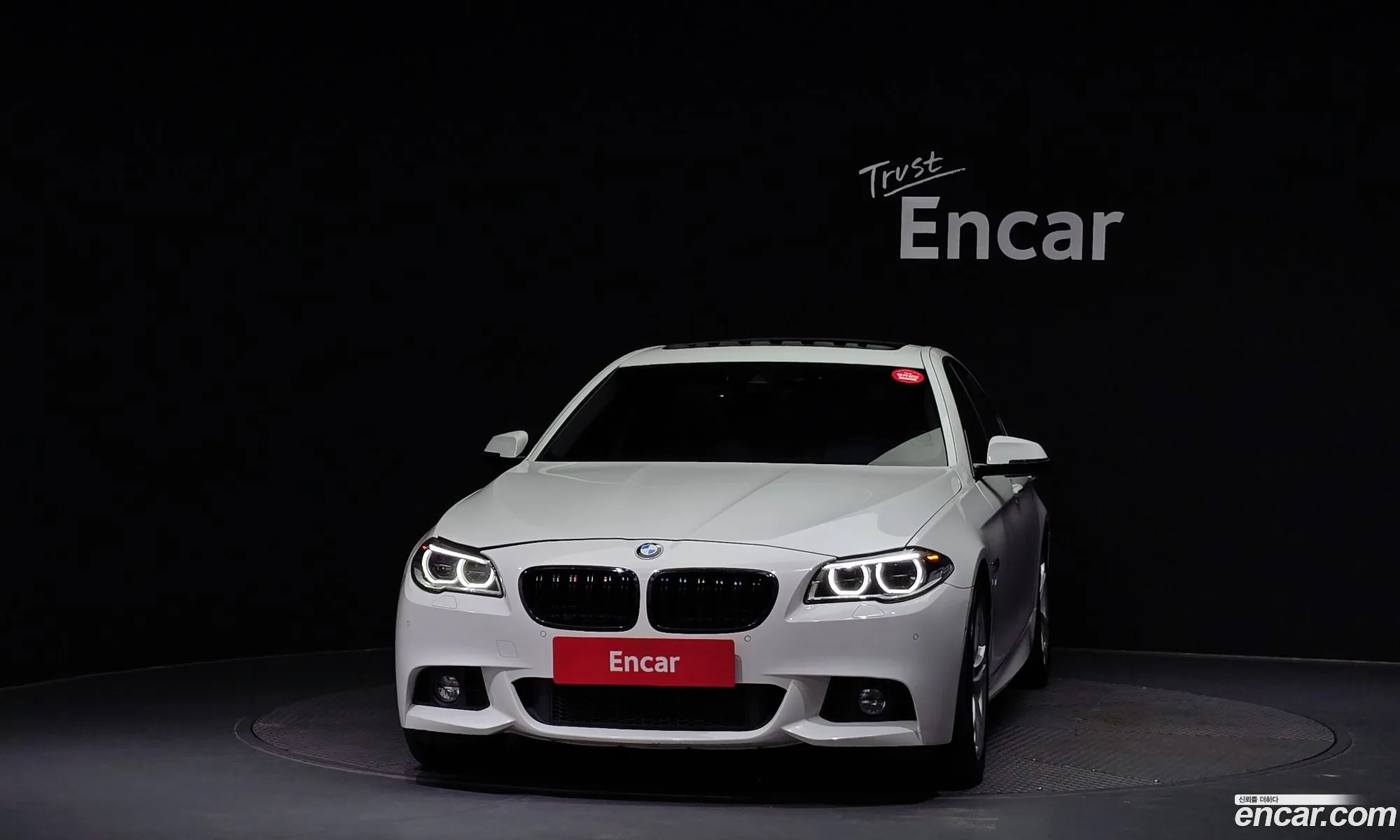 BMW 5 Series F10 520D xDrive M Aerodynamics - фотография 12393188