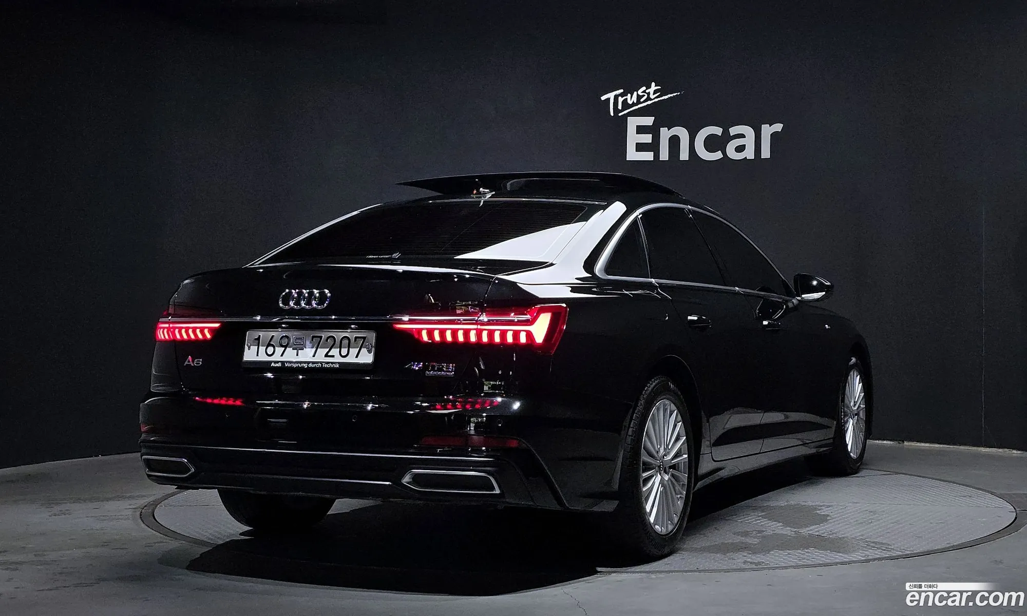 Audi A6 C8 45 Tfsi Quattro Premium - фотография 12834992