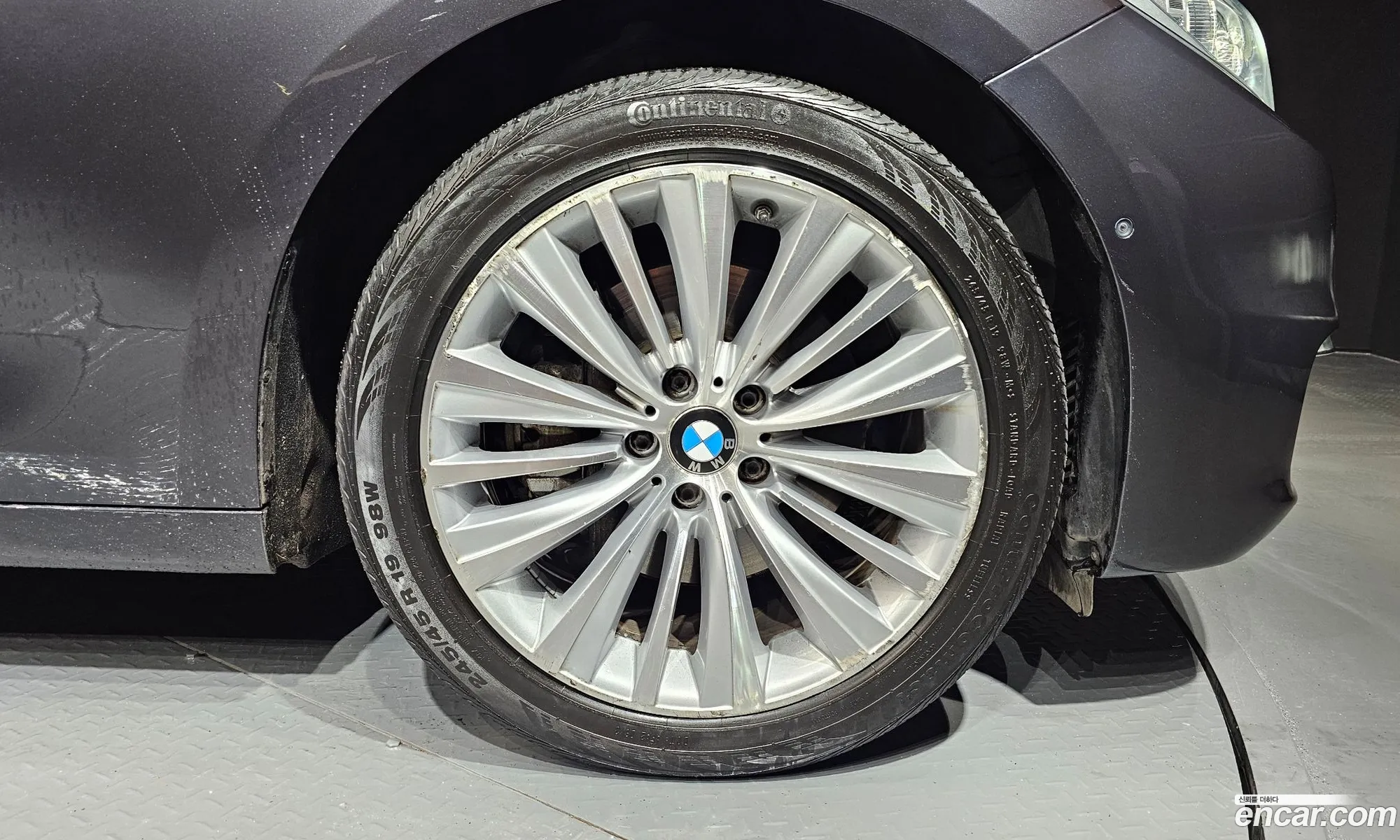 BMW 5 Series Gt F07 Gt 30D xDrive - фотография 6689229