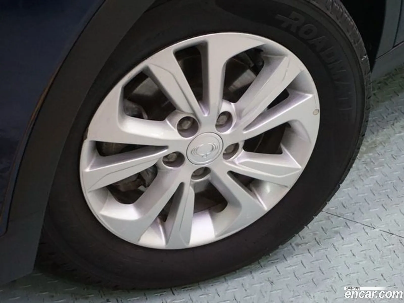Kg Mobility Ssangyong Very New Tivoli Gasoline 15 2Wd V1 - фотография 8186126