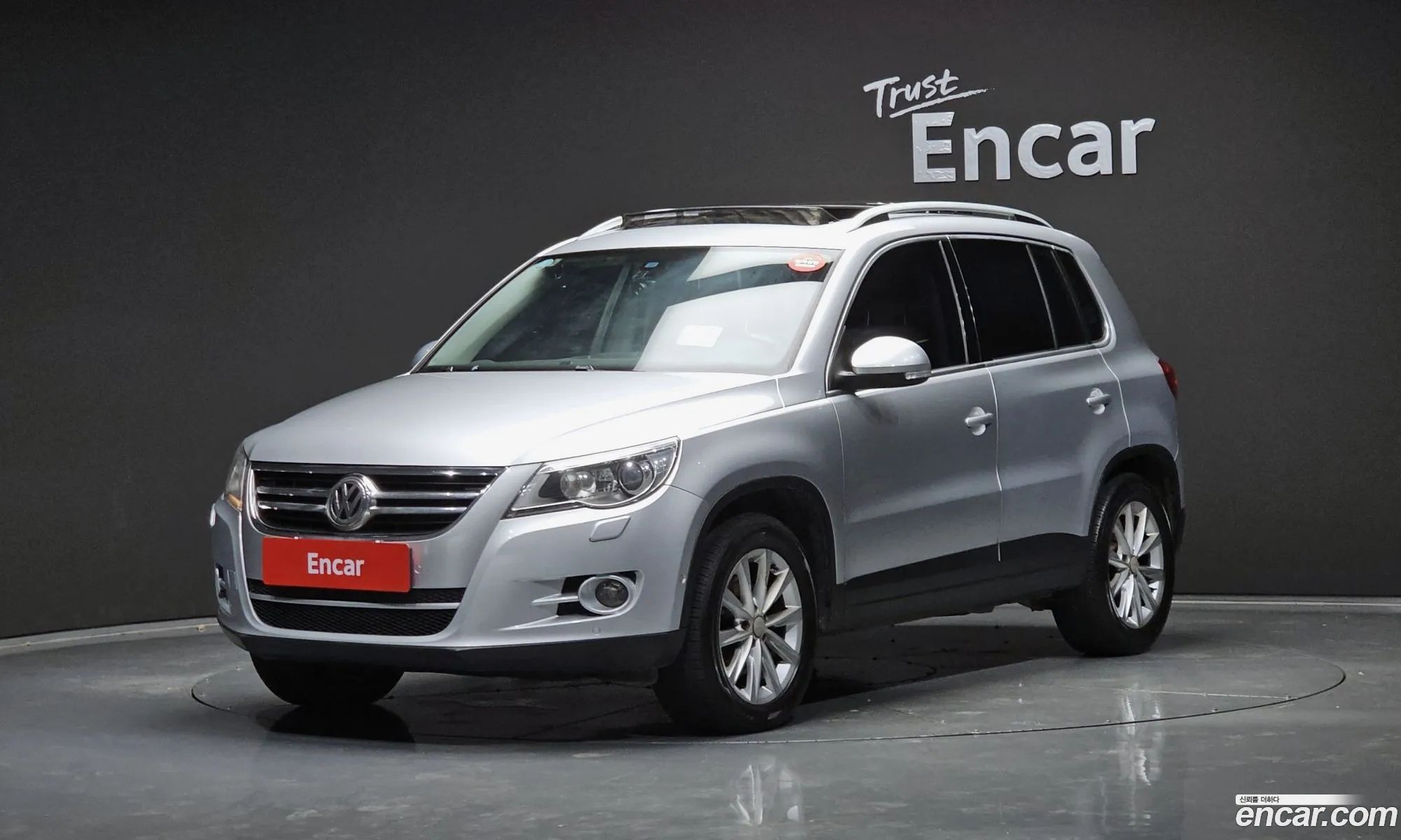 Volkswagen Tiguan 20 Tdi 5N - фотография 8650101