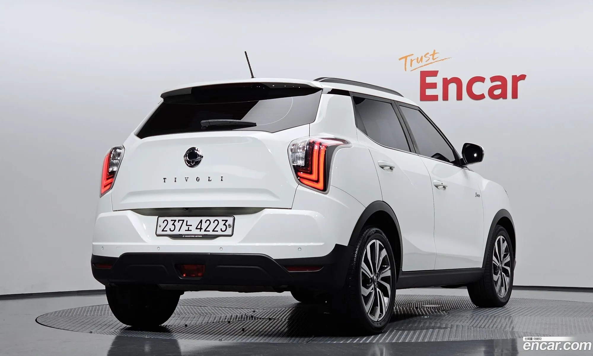 Kg Mobility Ssangyong Very New Tivoli Gasoline 15 2Wd V5 - фотография 6851333