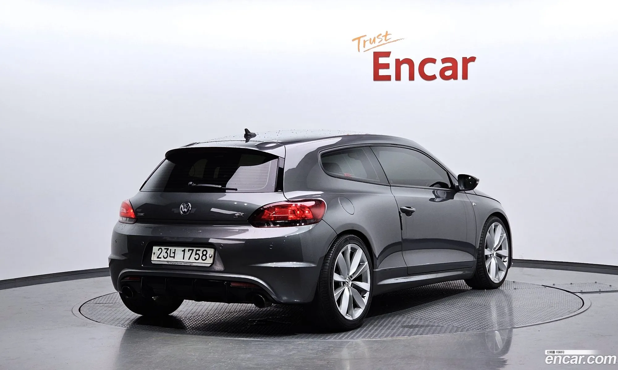 Volkswagen Scirocco 20 Tdi R-Line - фотография 8018847