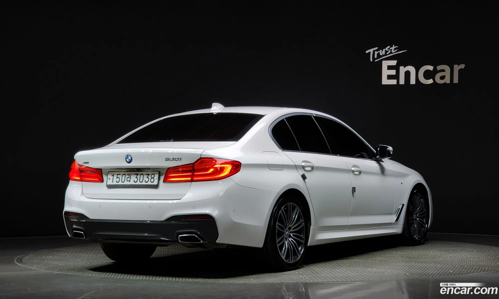 BMW 5 Series G30 530I M Sports Plus - фотография 15260084