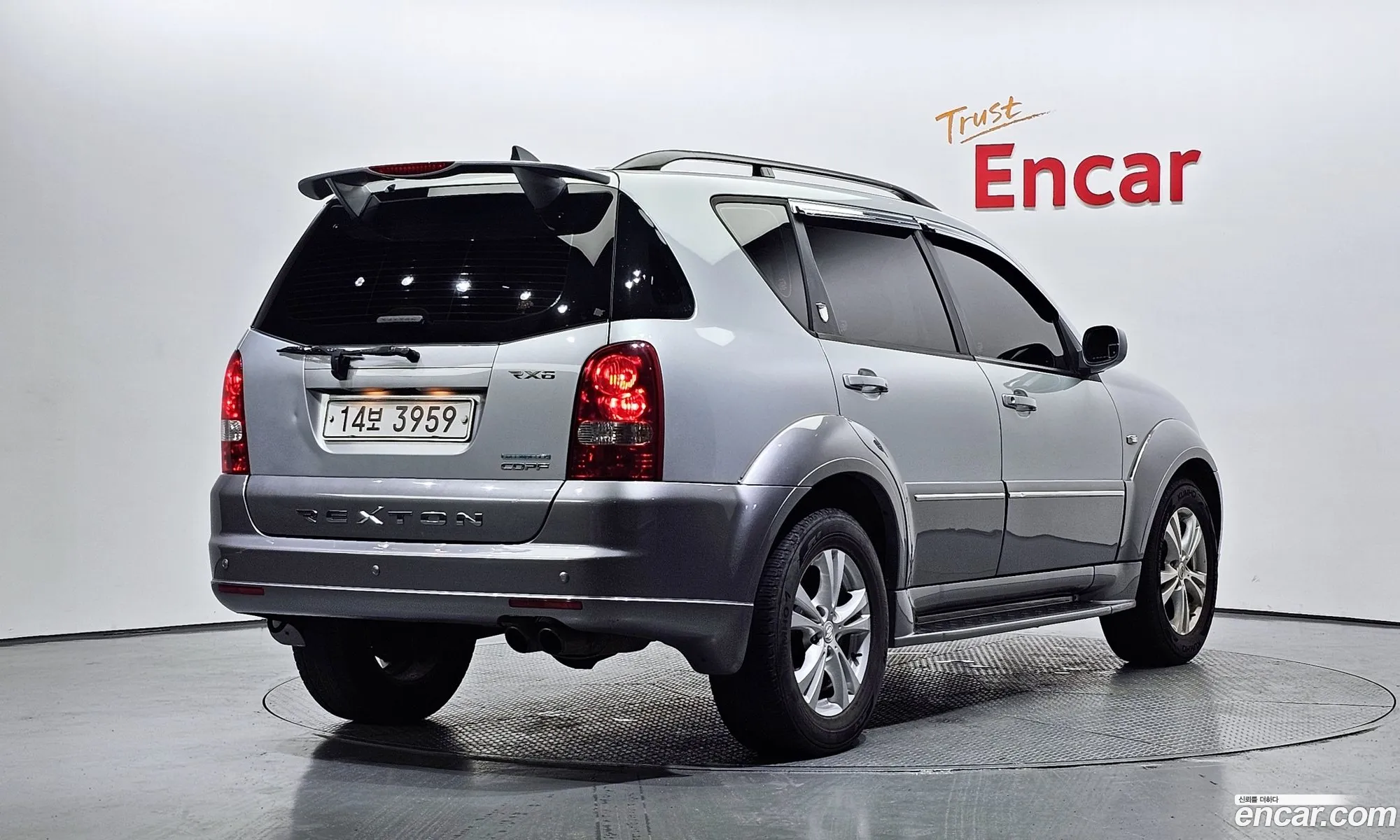 Kg Mobility Ssangyong Super Rexton 2Wd Rx6 Luxury Model - фотография 7498095