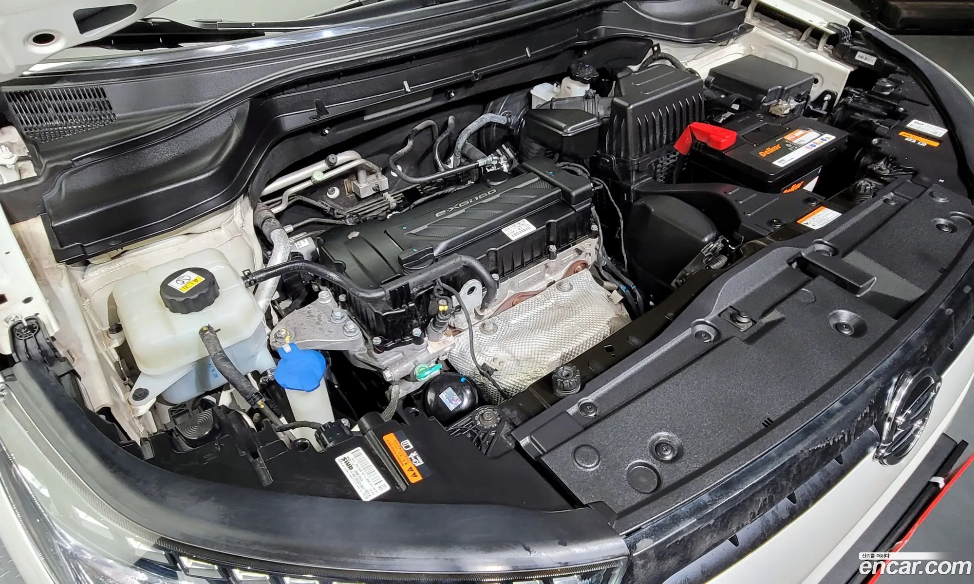 Kg Mobility Ssangyong Tivoli Lx 2Wd Top-Of-The-Line Model - фотография 7389335