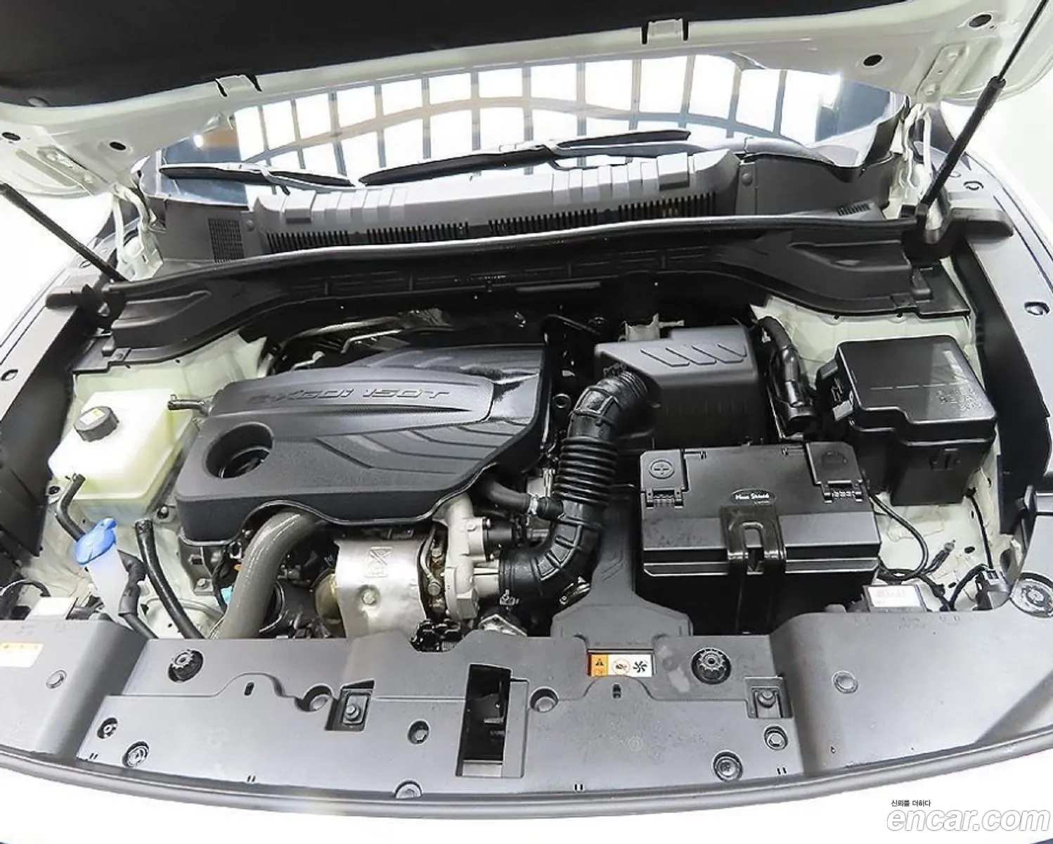 Kg Mobility Ssangyong Torres Gasoline 15 2Wd T7 - фотография 7193292