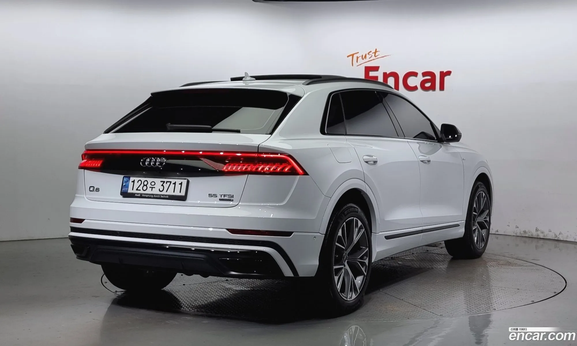 Audi Q8 4M 55 Tfsi Quattro Premium - фотография 397383