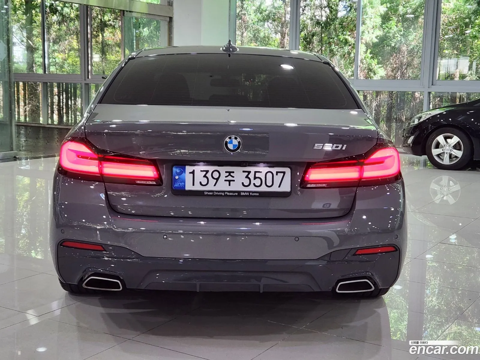 BMW 5 Series G30 520I M Sports - фотография 6872945