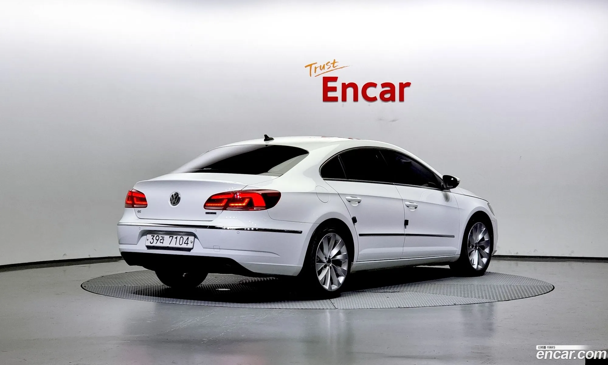 Volkswagen New Cc 20 Tdi Bluemotion 4Motion - фотография 8018871