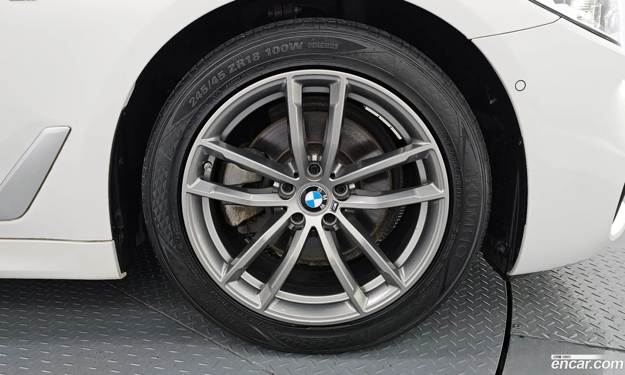 BMW 5 Series G30 520D M Sports Plus - фотография 18298994