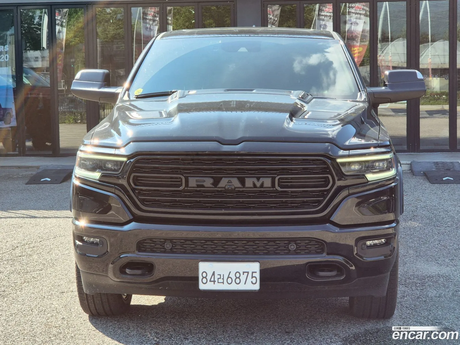 Dodge Ram Pickup 57 - фотография 3543557