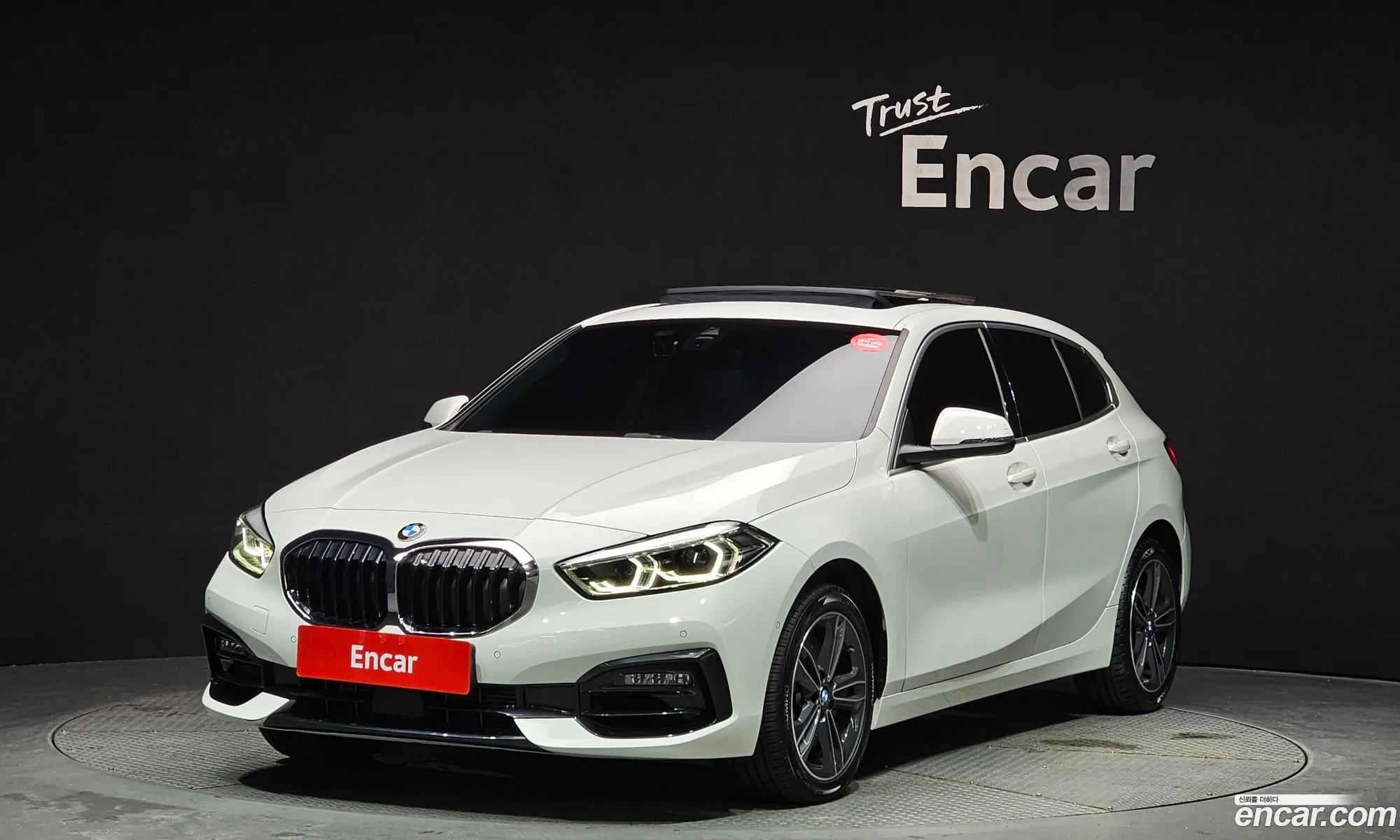 BMW 1 Series F40 120I Sports - фотография 6913922