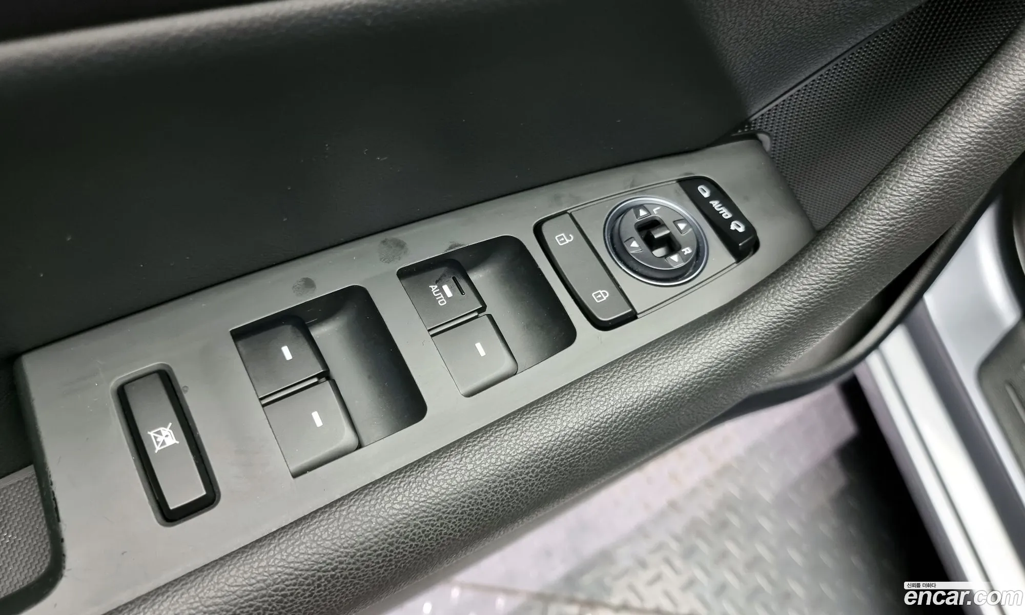 Lf Sonata 20 Smart - фотография 16066228