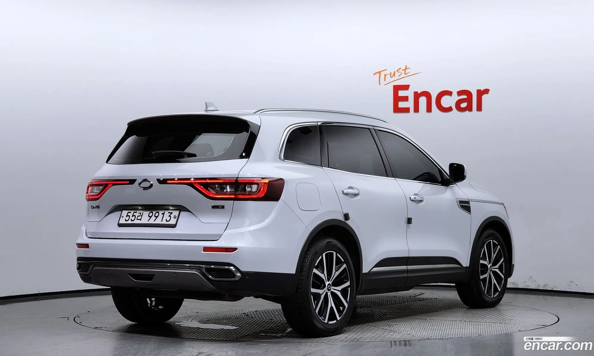 Renault Korea Samsung The New Qm6 20 Lpe Re Signature 2Wd - фотография 7562260