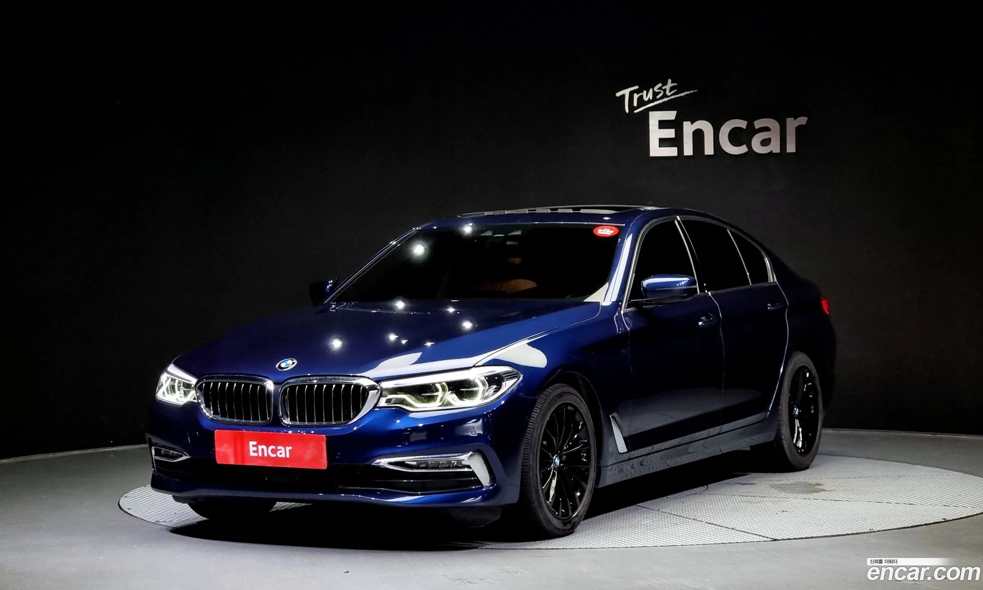 BMW 5 Series G30 520D Luxury Special Edition - фотография 8445168
