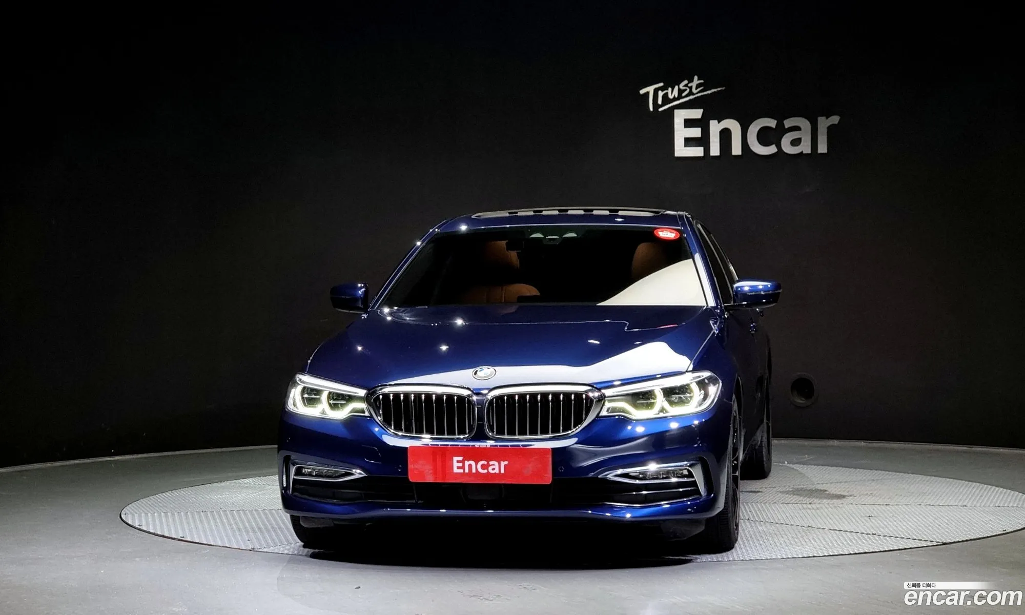 BMW 5 Series G30 520D Luxury Special Edition - фотография 8445170