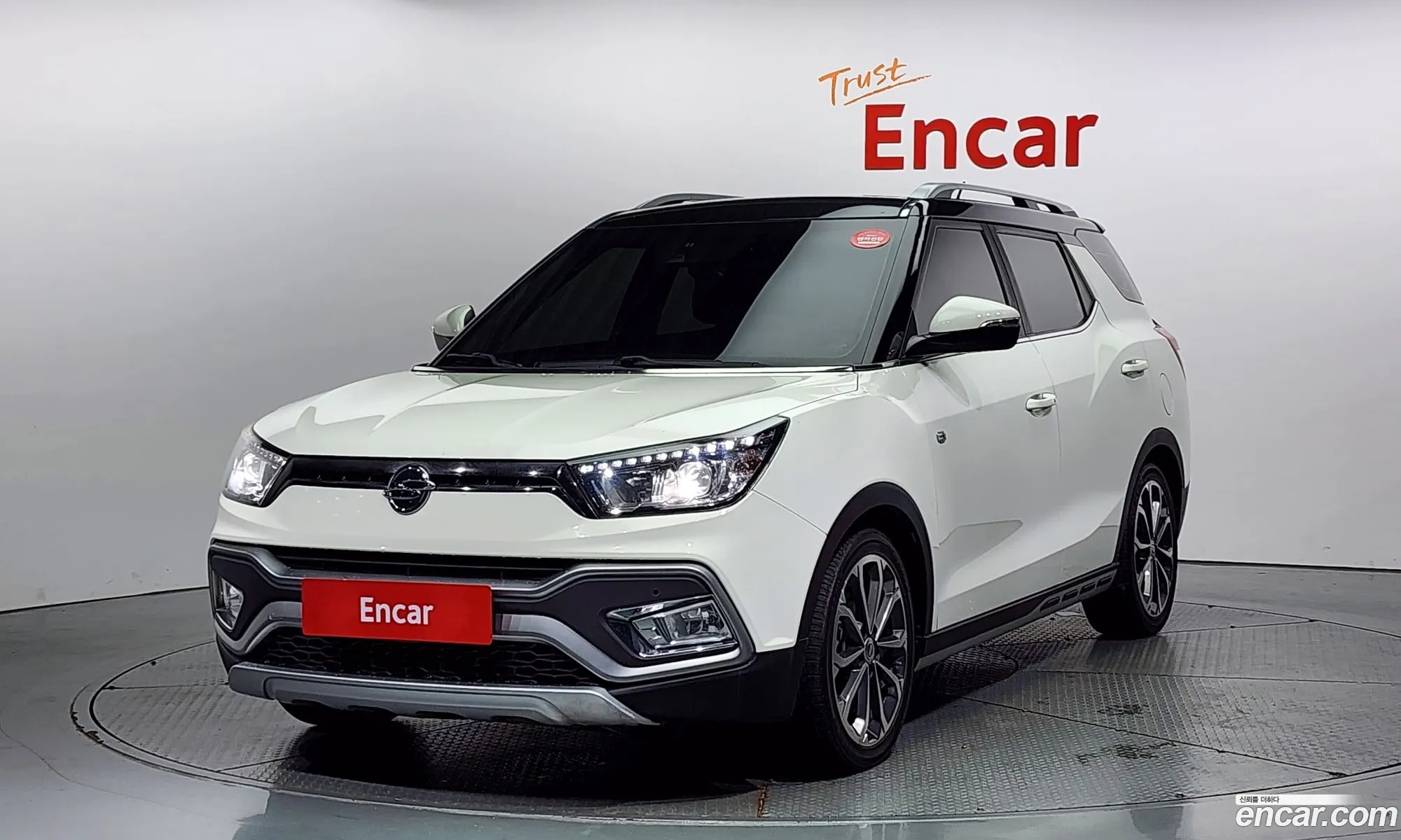 Kg Mobility Ssangyong Tivoli Air Diesel Rx 4Wd - фотография 7223263