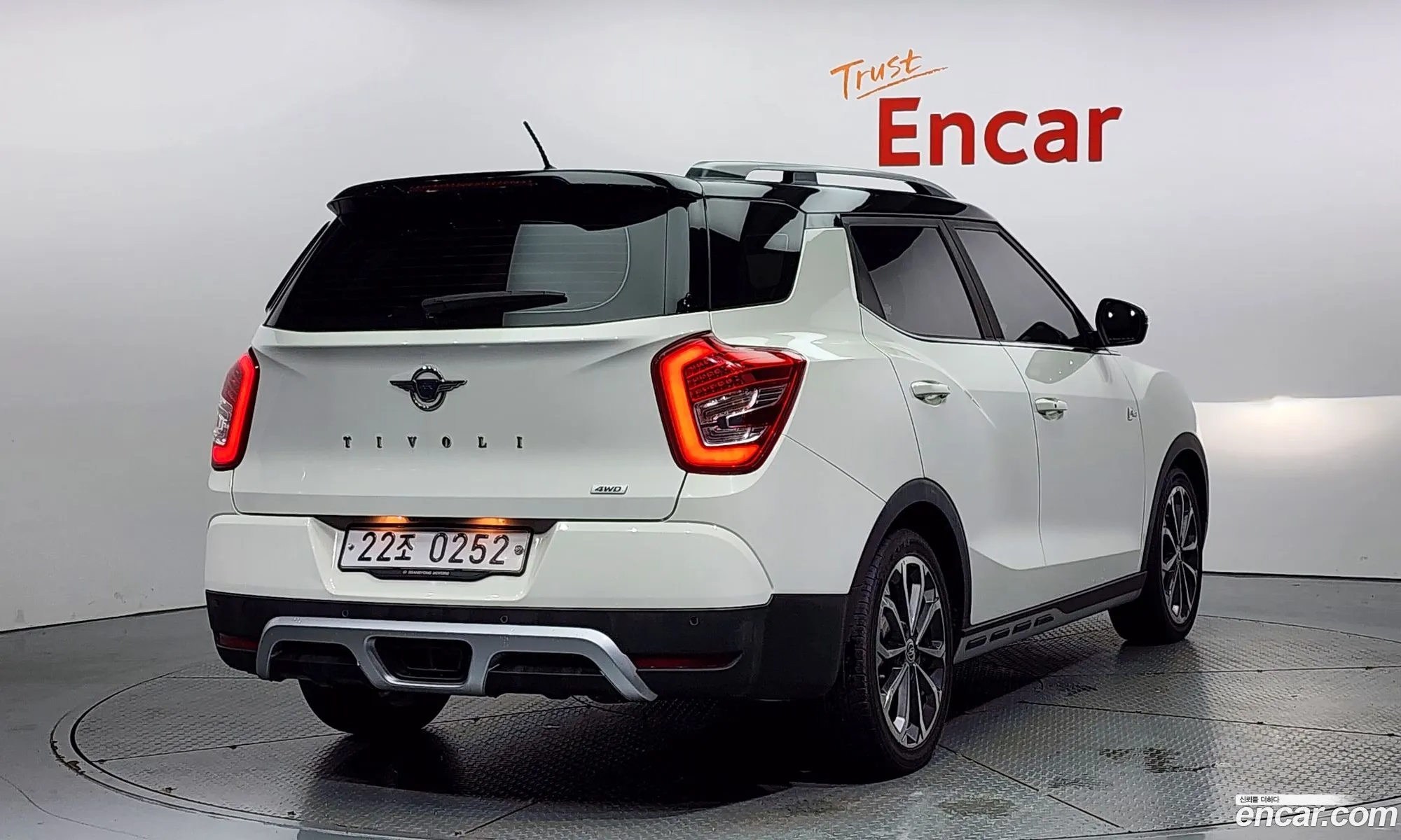 Kg Mobility Ssangyong Tivoli Air Diesel Rx 4Wd - фотография 7223264