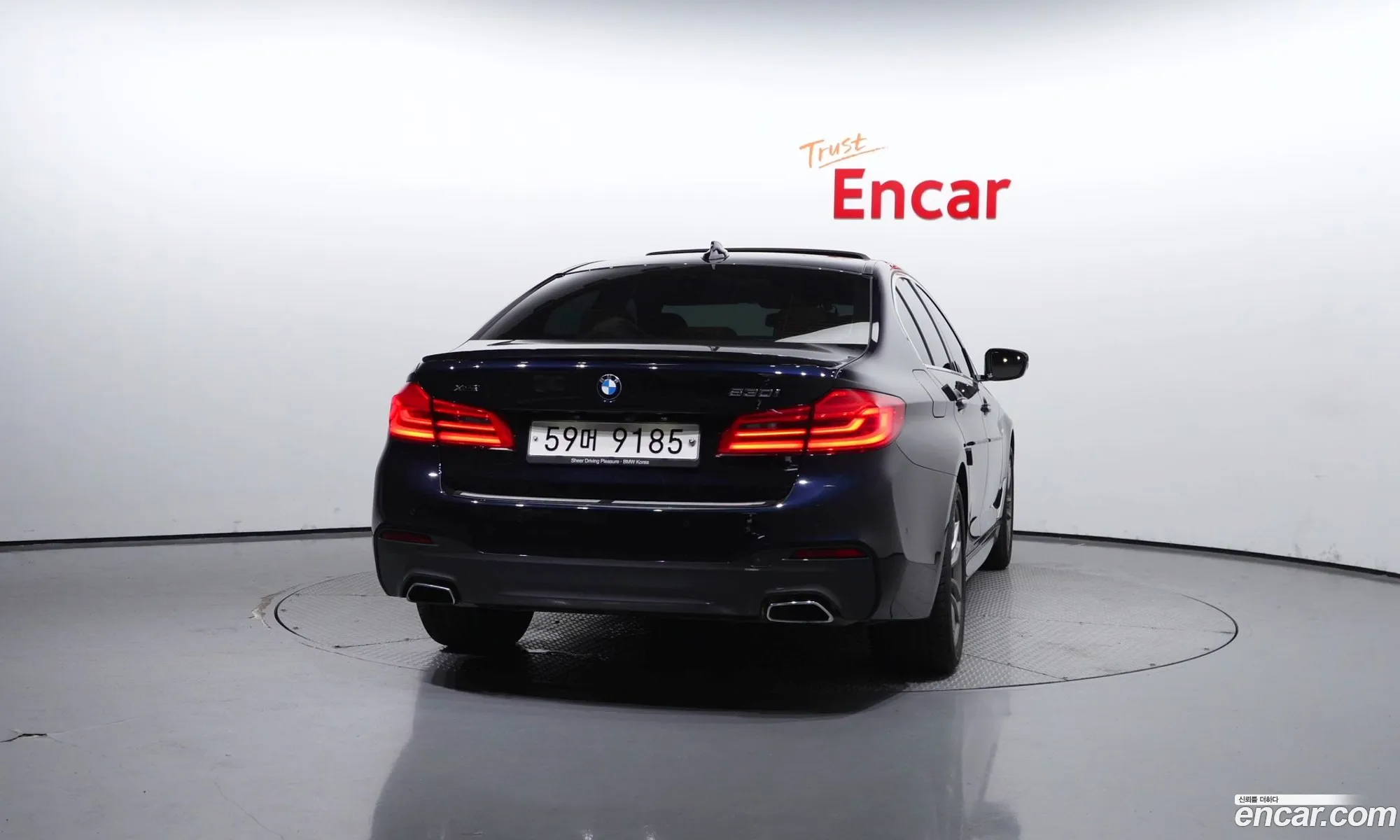 BMW 5 Series G30 530I xDrive M Sports - фотография 7930151