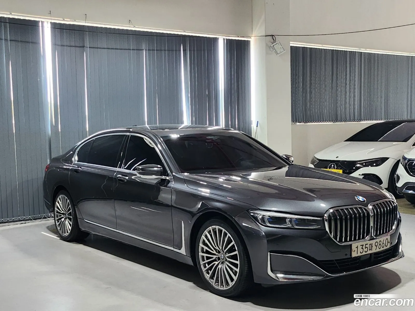 BMW 7 Series G11 730Ld xDrive Design Pure Excellence - фотография 7671235