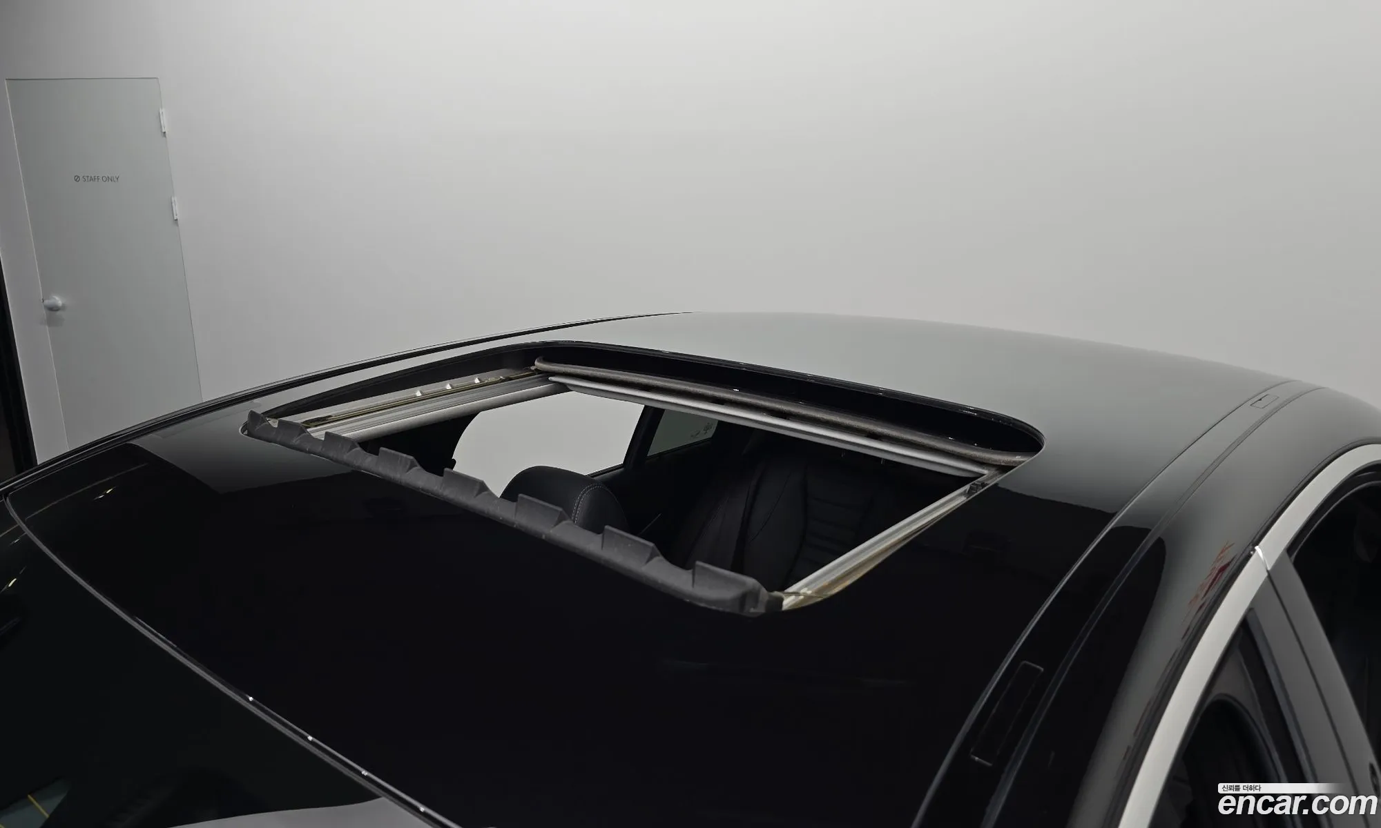 E-Class W213E300 4Matic Avantgarde - фотография 18631116
