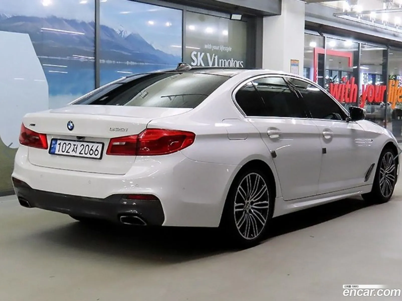 BMW 5 Series G30 530I xDrive M Sport Plus - фотография 18251834