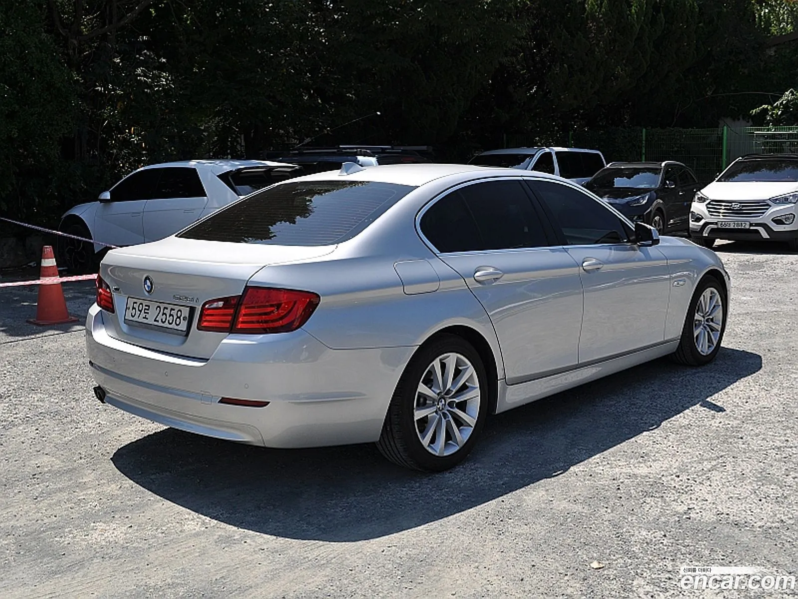 BMW 5 Series F10 528I - фотография 12393141
