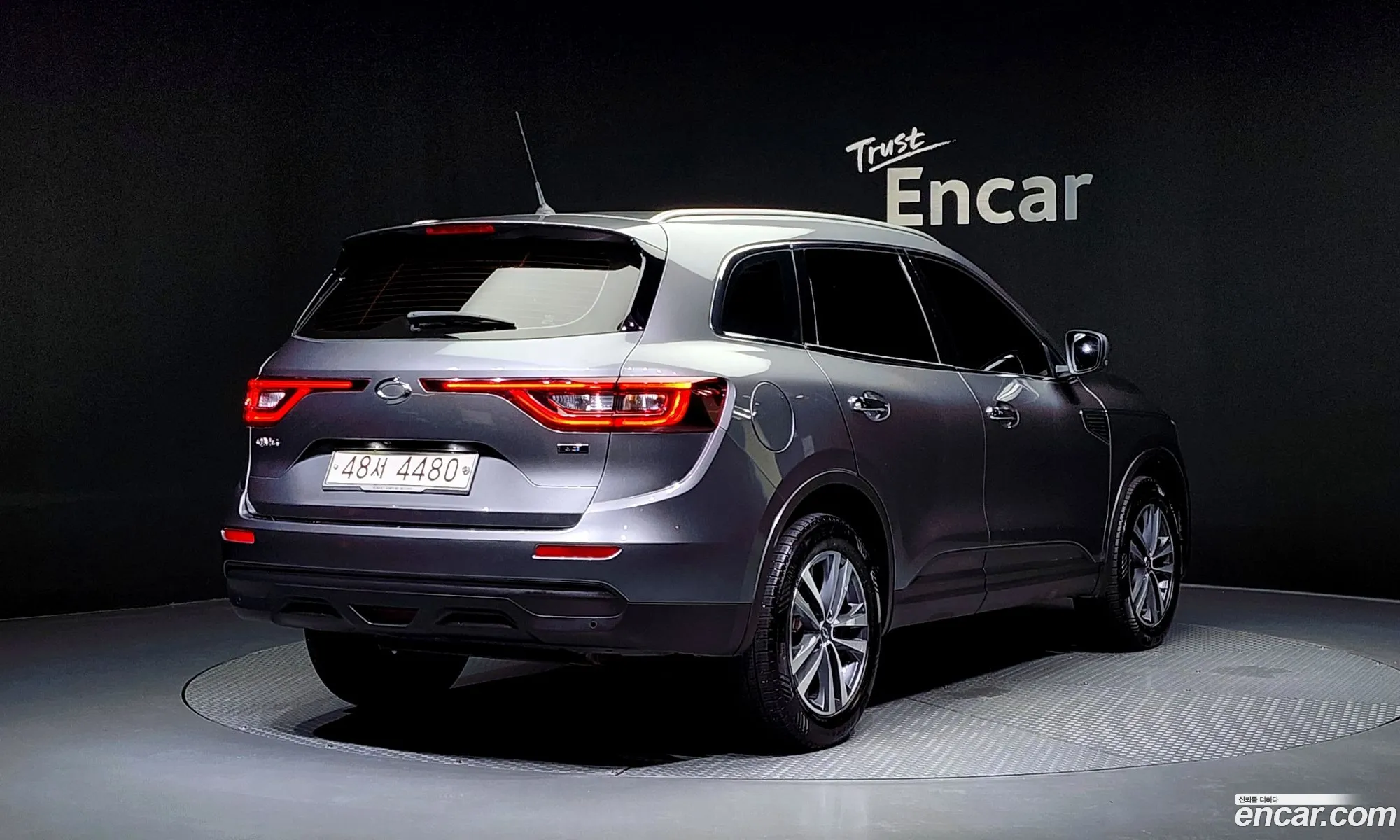 Renault Korea Samsung Qm6 Diesel 2Wd Re Plus - фотография 8485627