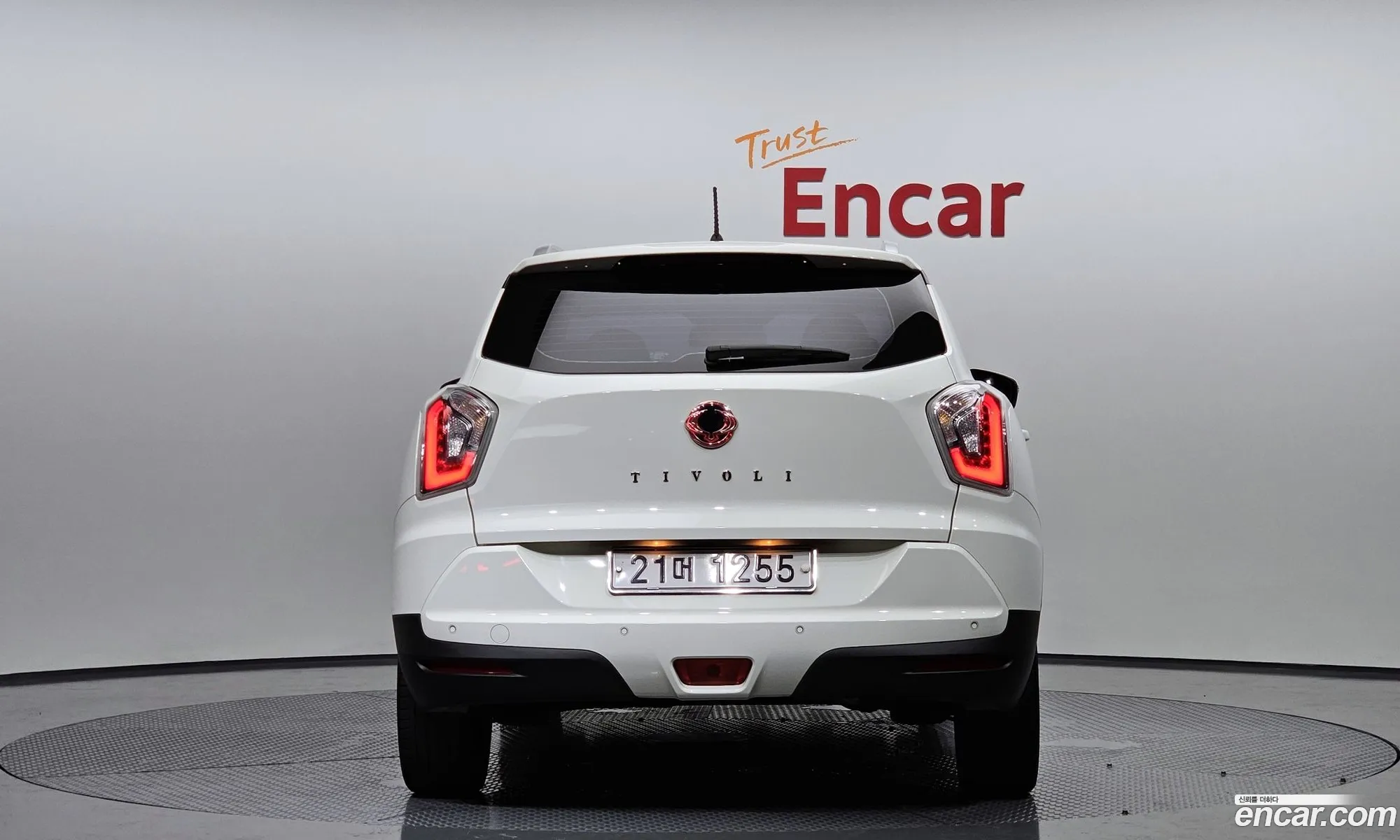 Kg Mobility Ssangyong Tivoli Armor Gear Edition 2Wd - фотография 8336470