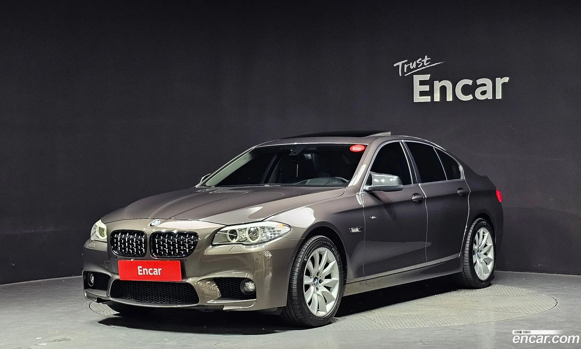 BMW 5 Series F10 528I xDrive - фотография 18338409