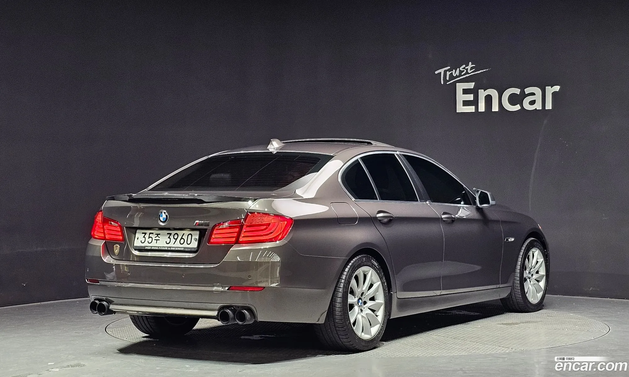 BMW 5 Series F10 528I xDrive - фотография 18338410