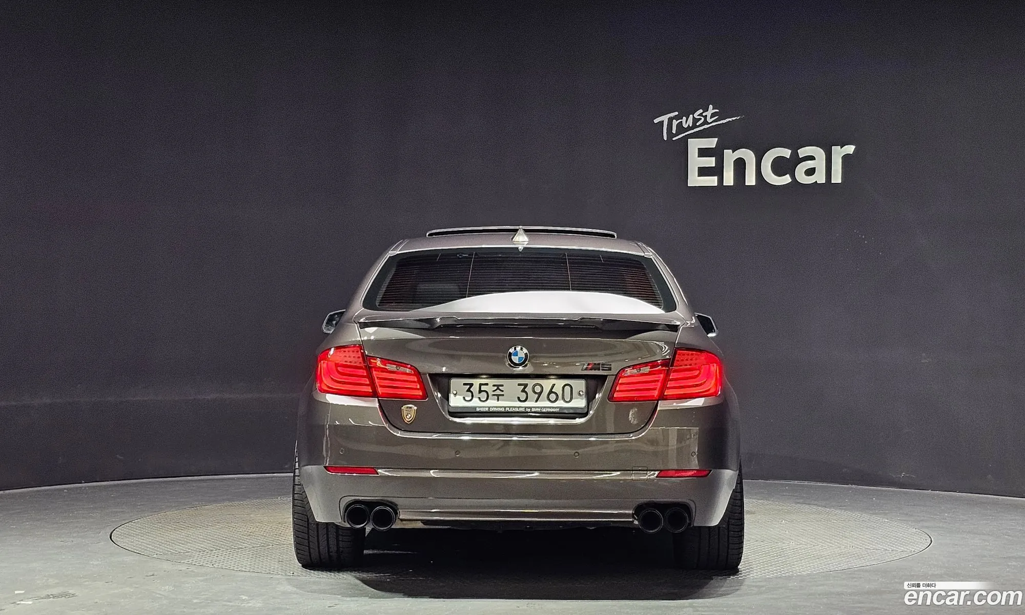 BMW 5 Series F10 528I xDrive - фотография 18338412