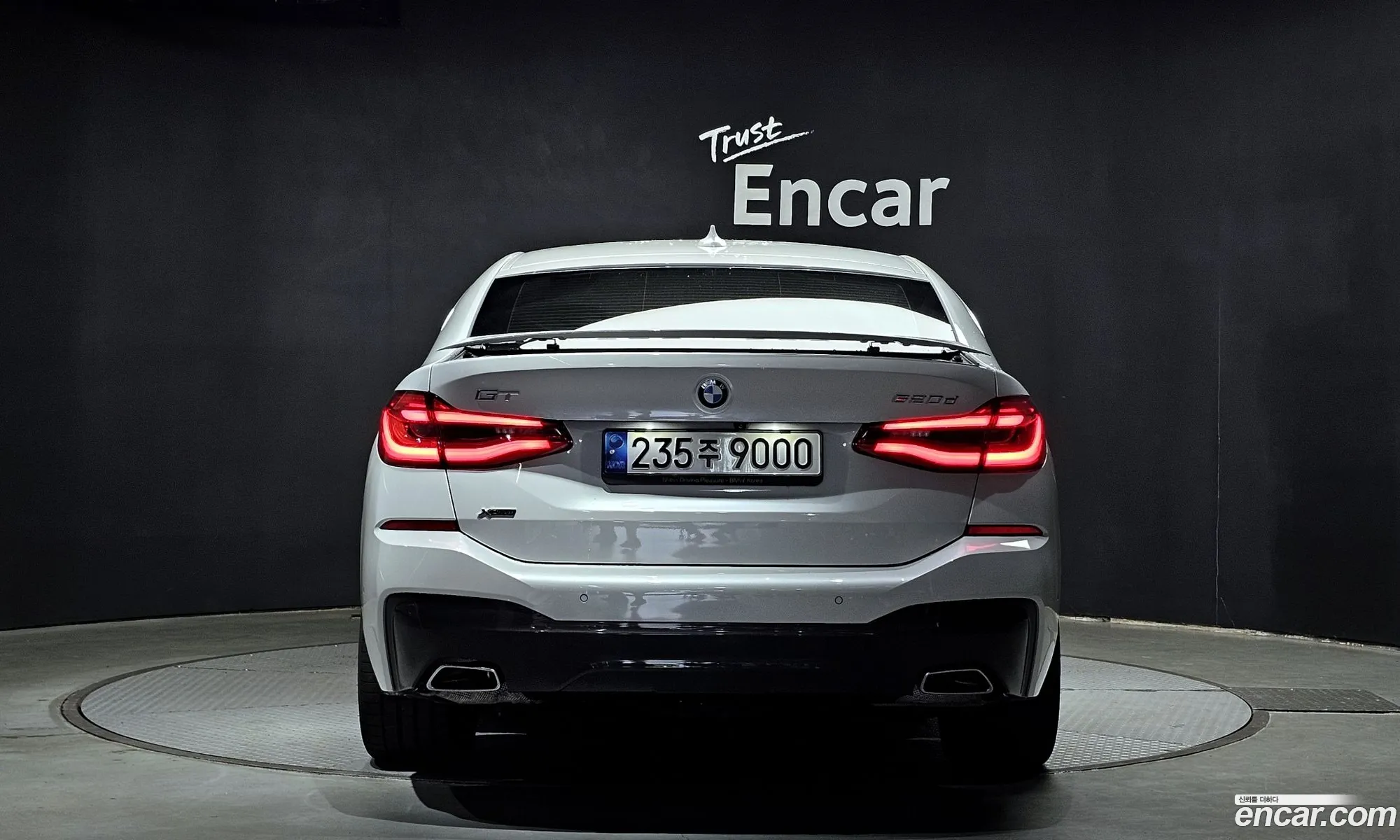 BMW 6 Series Gt G32 620D xDrive M Sports - фотография 12393153