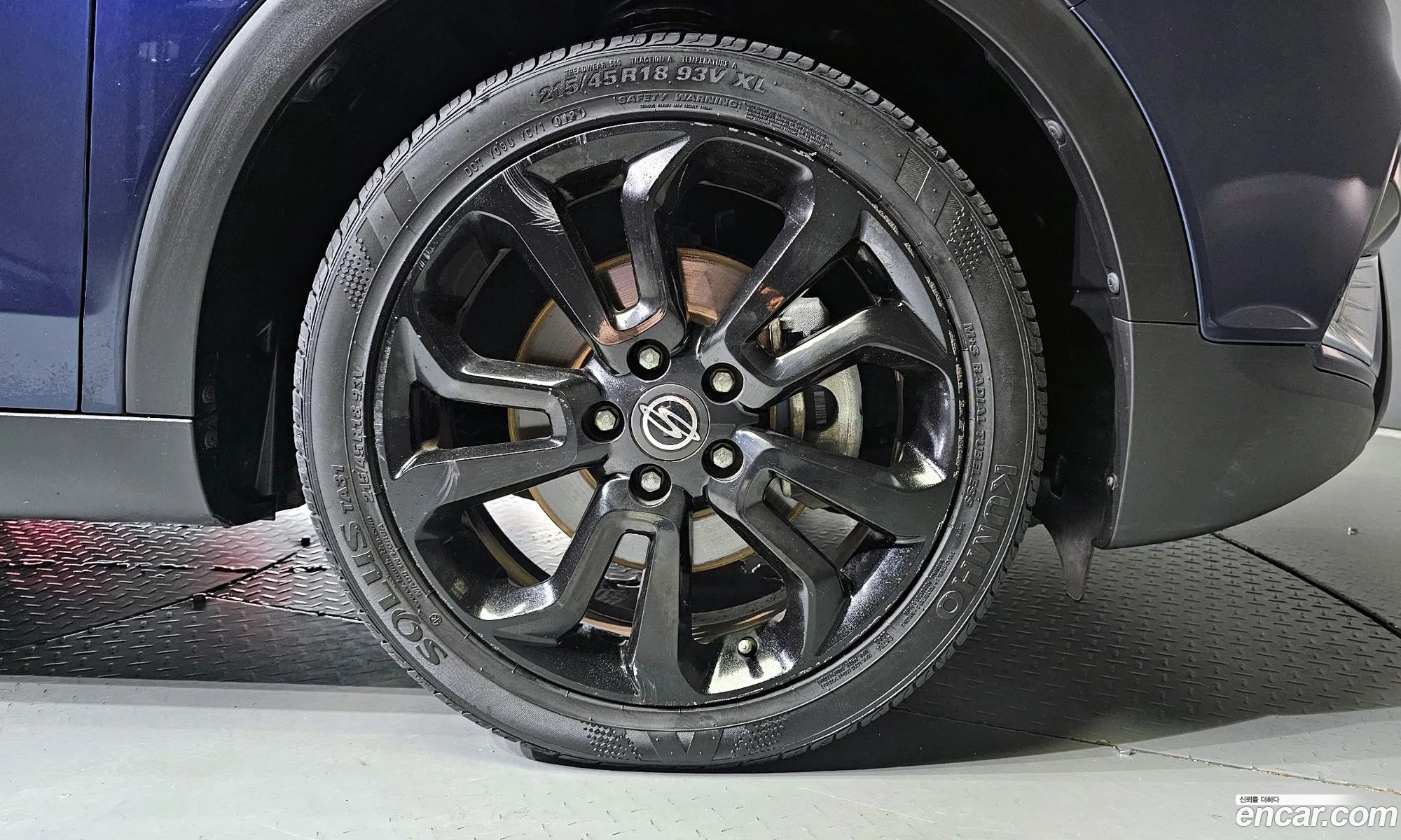 Kg Mobility Ssangyong Tivoli Lx 4Wd High-End Model - фотография 7497093