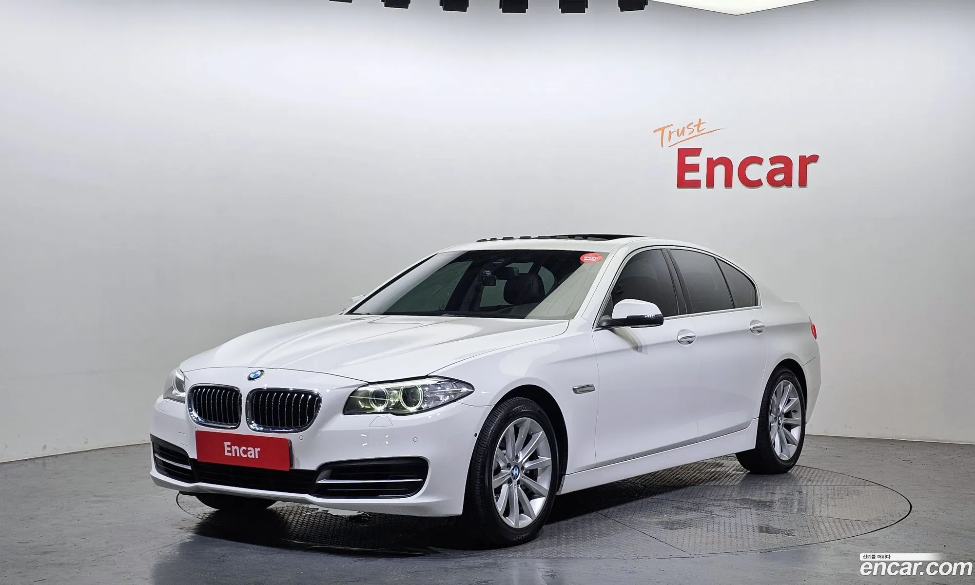 BMW 5 Series F10 528I xDrive - фотография 18338397