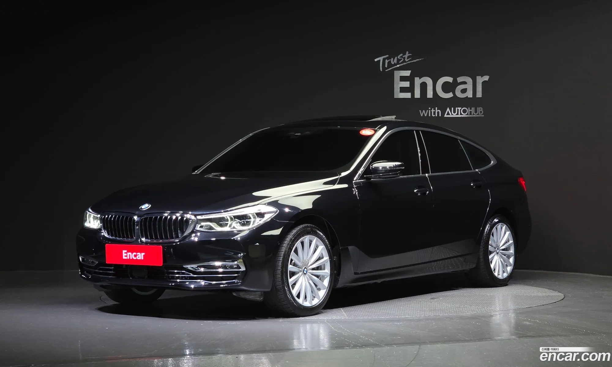 BMW 6 Series Gt G32 620D xDrive Luxury - фотография 7435175
