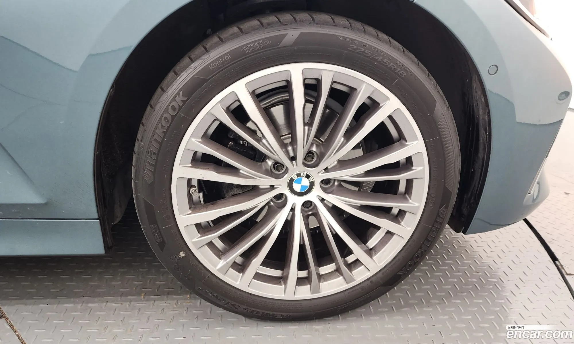 BMW 3 Series G20 320I Luxury - фотография 18422300