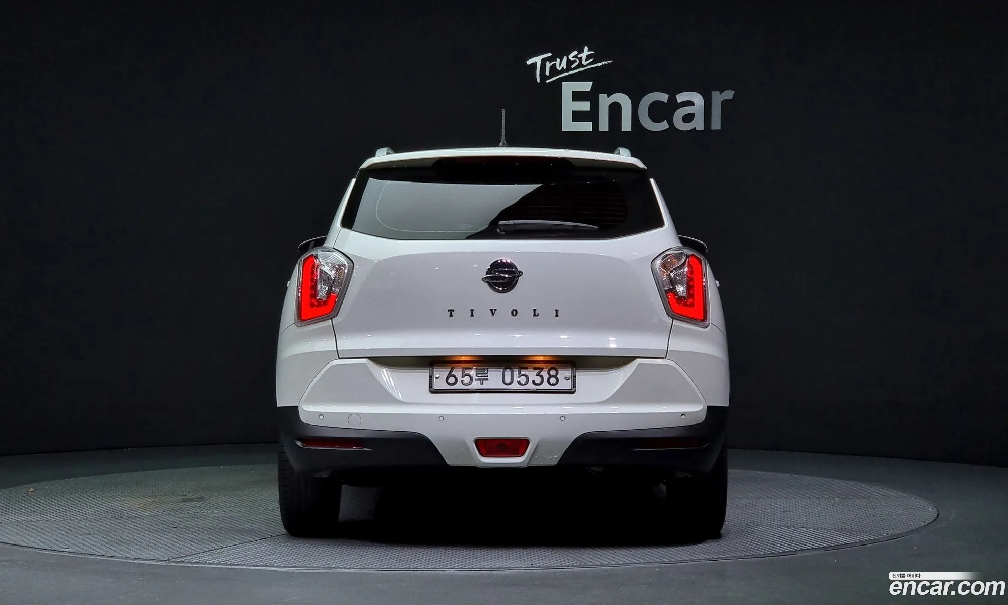 Kg Mobility Ssangyong Tivoli Vx 2Wd - фотография 8017835