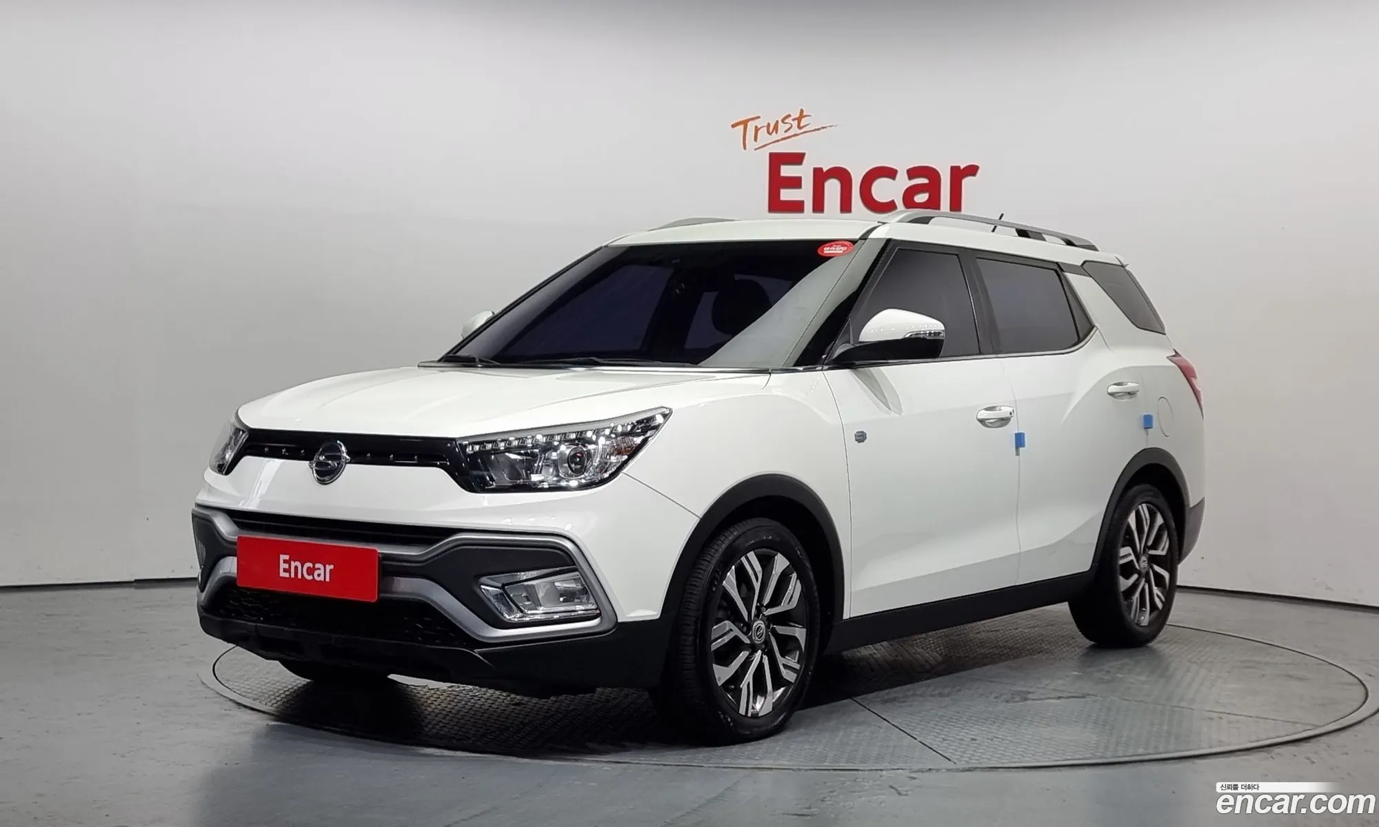 Kg Mobility Ssangyong Tivoli Air Diesel Ix 2Wd - фотография 8135391