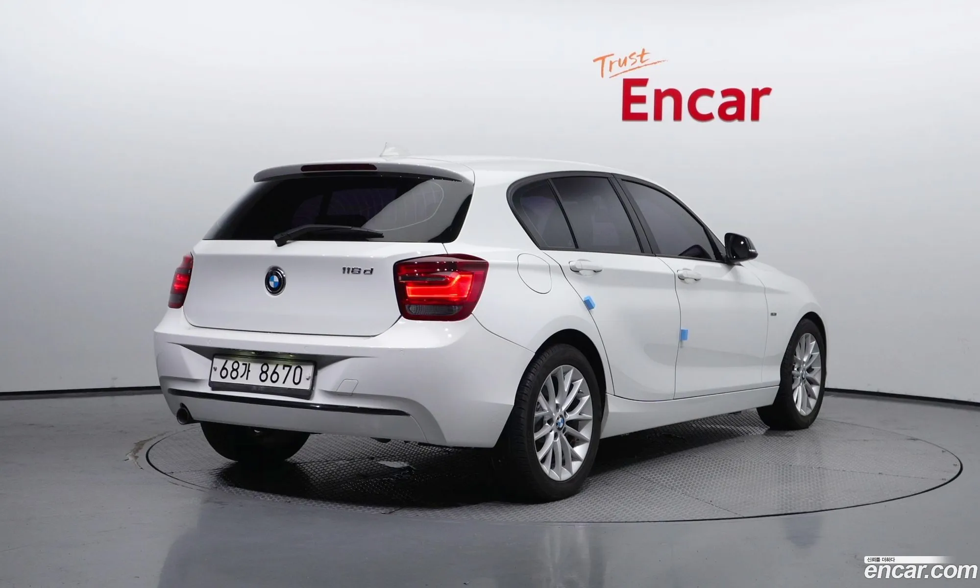BMW 1 Series F20 118D Sports 5-Door - фотография 18422285
