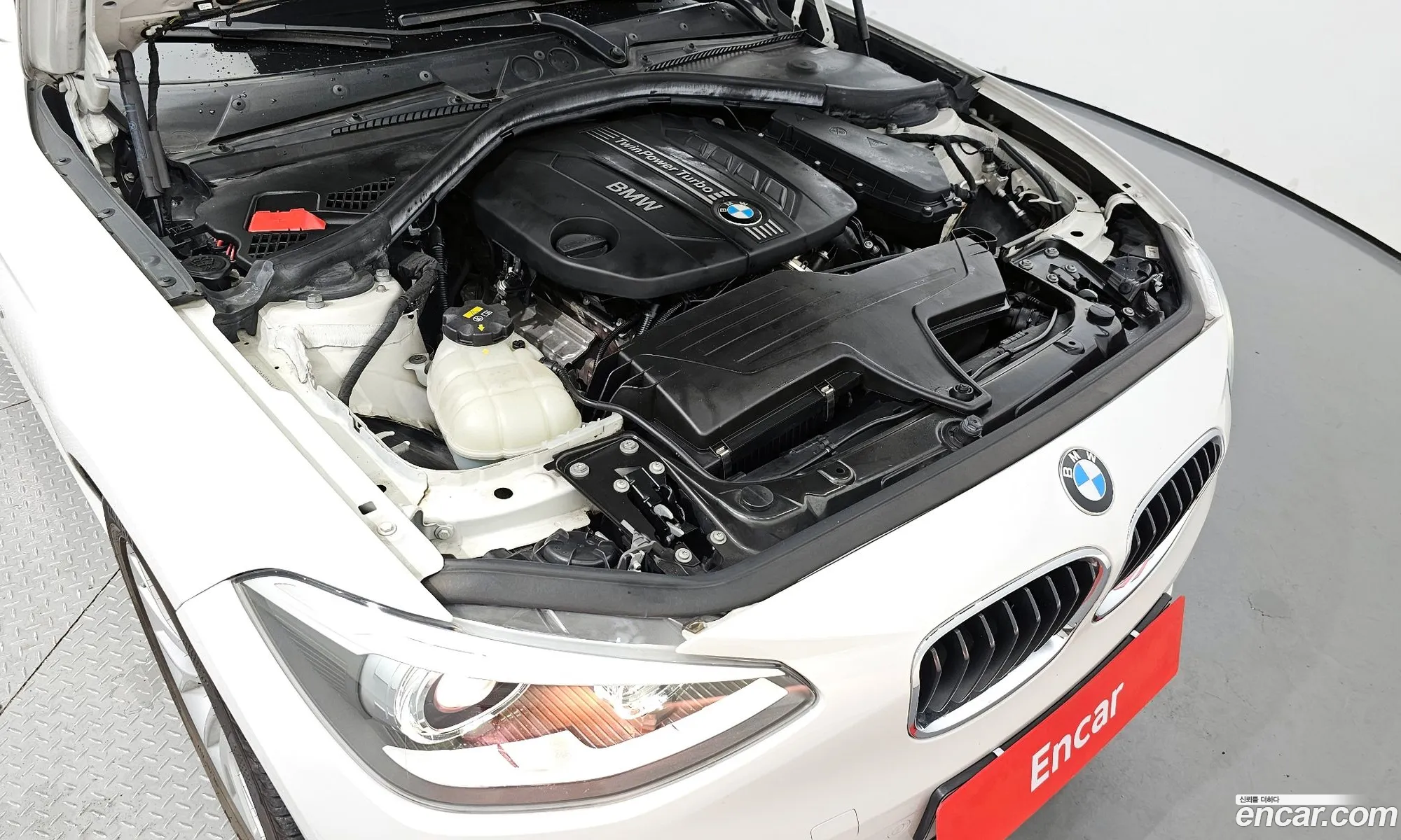 BMW 1 Series F20 118D Sports 5-Door - фотография 18422289