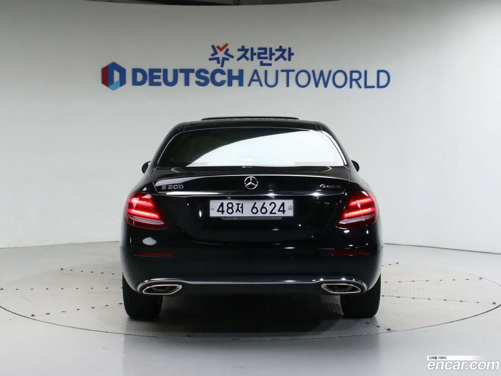 Mercedes E-Class W213 E300 4Matic Exclusive - фотография 19186498